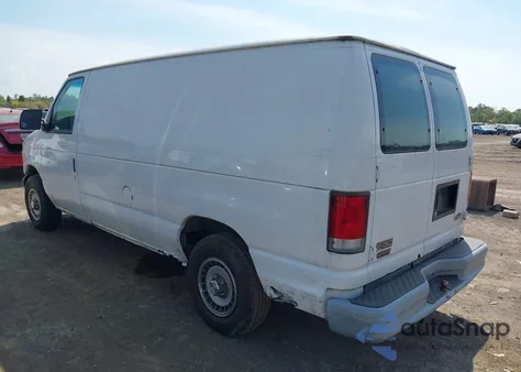 2001 Ford Econoline E150 Van z USA, uszkodzony, nr VIN 1FTRE14291HB52923